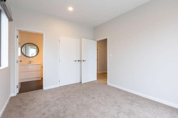 29 Toanui Road Hobsonville_12