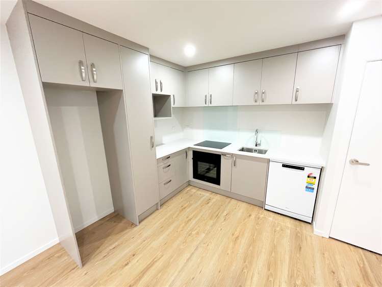 G02/3 Beaumonts Way Manurewa_2