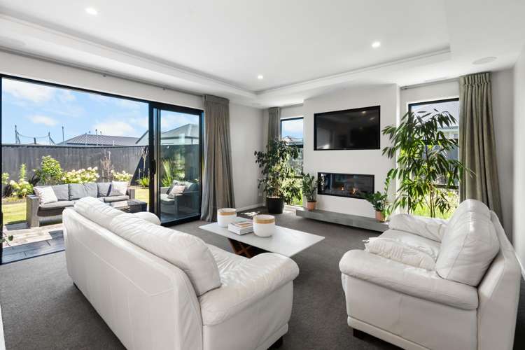 10 Snow Cup Close Lincoln_12