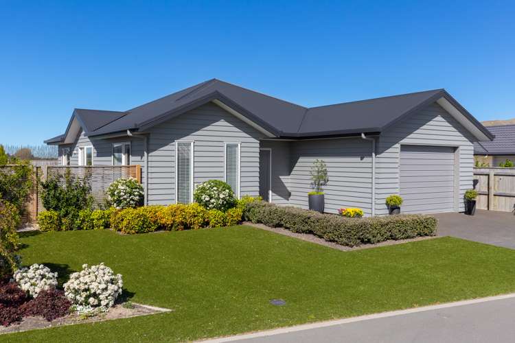 24 Ara Drive Redwoodtown_0