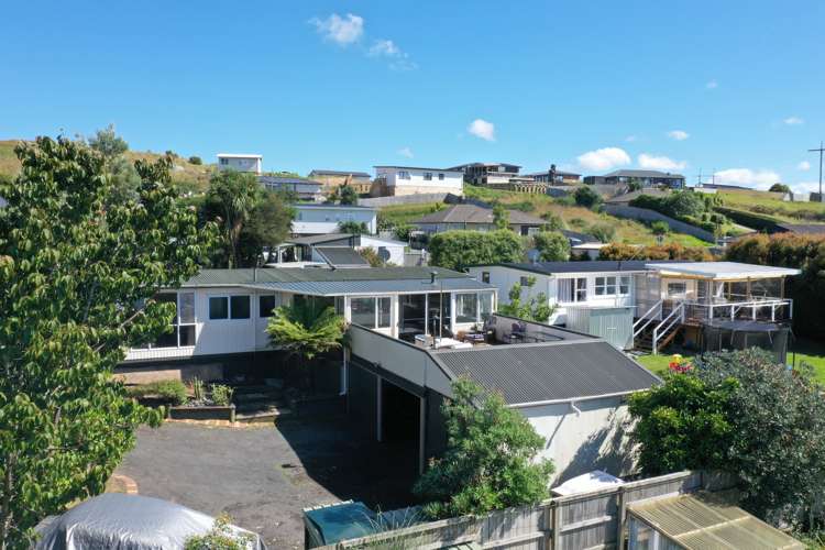 37 Heather Green Avenue Meremere_16