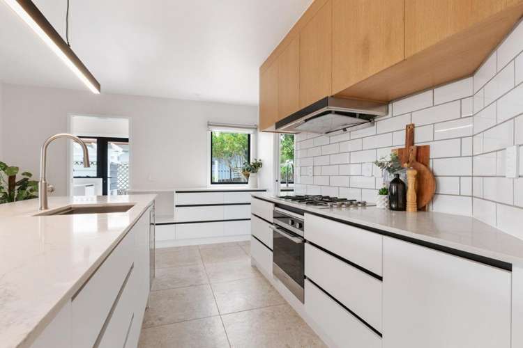 1 Coppelia Avenue Omokoroa_11