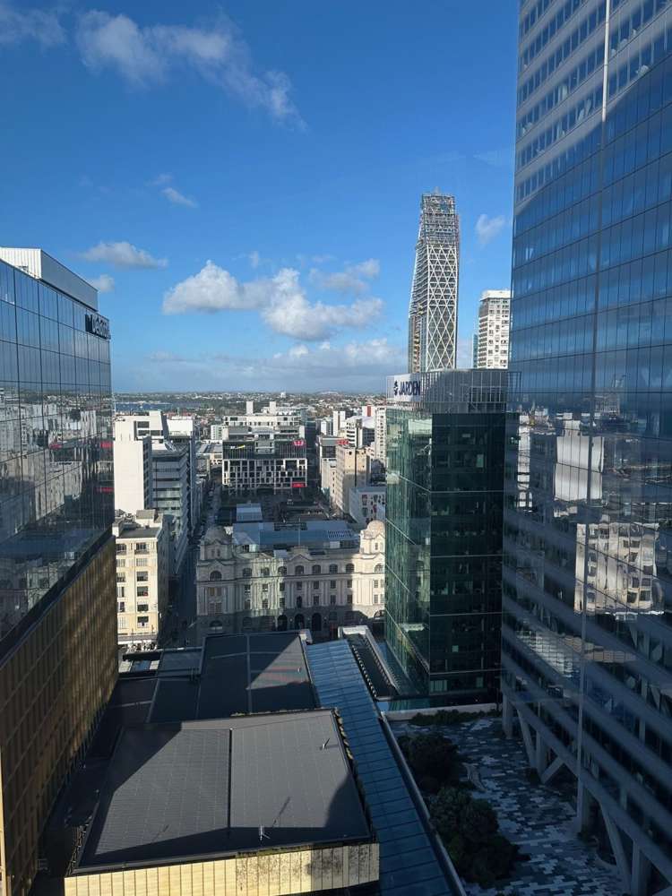 Level 21/188 Quay Street Auckland Central_9