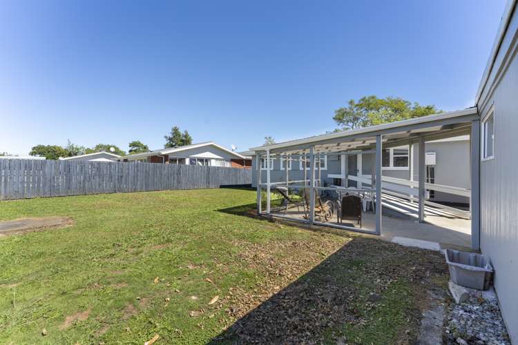 42 Robinson Crescent Westbrook_15