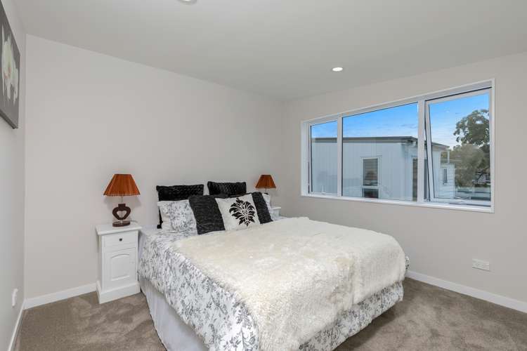 23 Para Close Fairview Heights_13