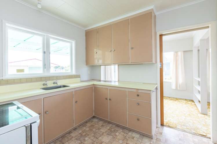 39 Morris Spence Avenue Onekawa_1