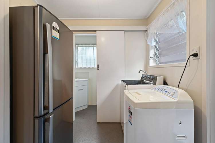 98 Spencer Road Lake Tarawera_12