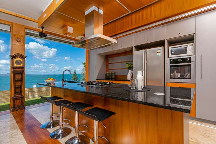 27 Oban Road Browns Bay_11