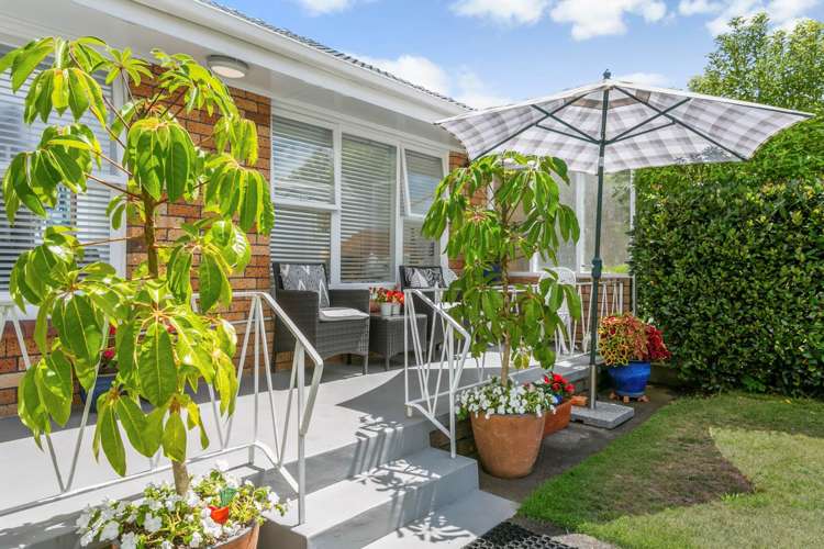 2/50 Turama Road Royal Oak_1