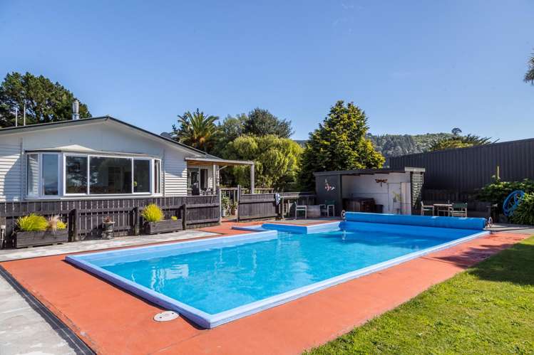 49 Western Lake Road Featherston_7