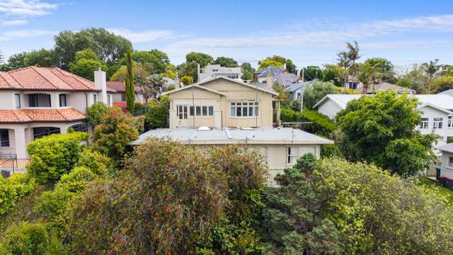 1-3/75 Benson Road Remuera_4