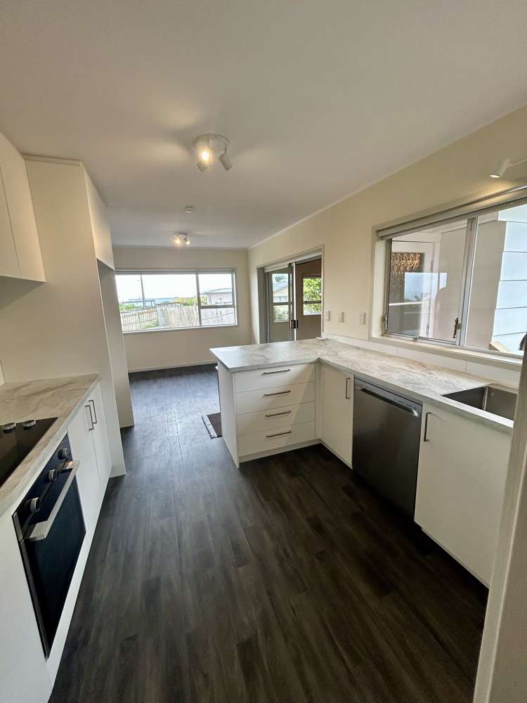 12A Mizpah Road Waiake_7