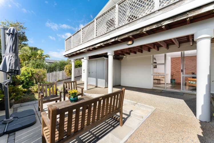 1/23 Holt Avenue Torbay_16