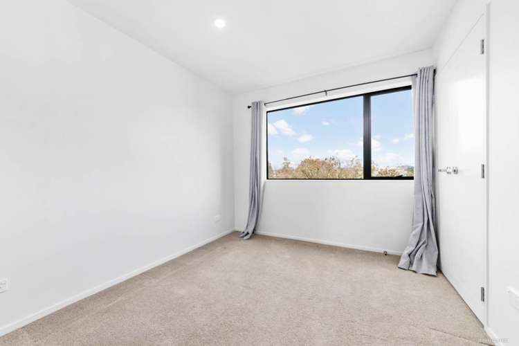2/46 Te Kanawa Crescent Henderson_12