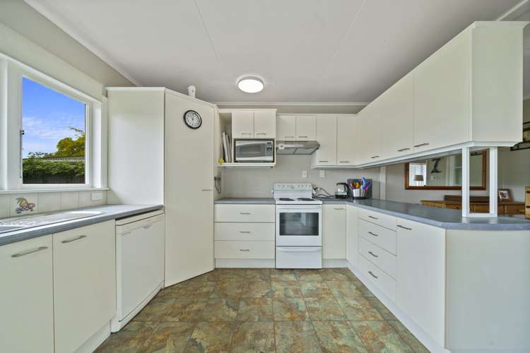 296 Main Highway Otaki_8