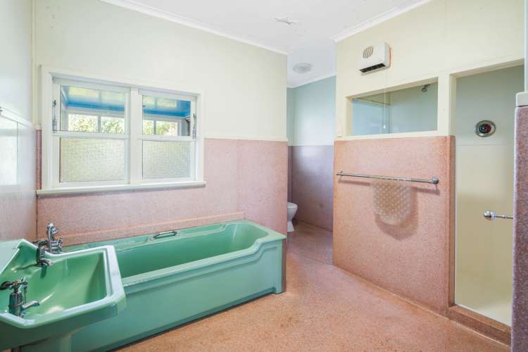 18 Cavendish Square Strathmore Park_12