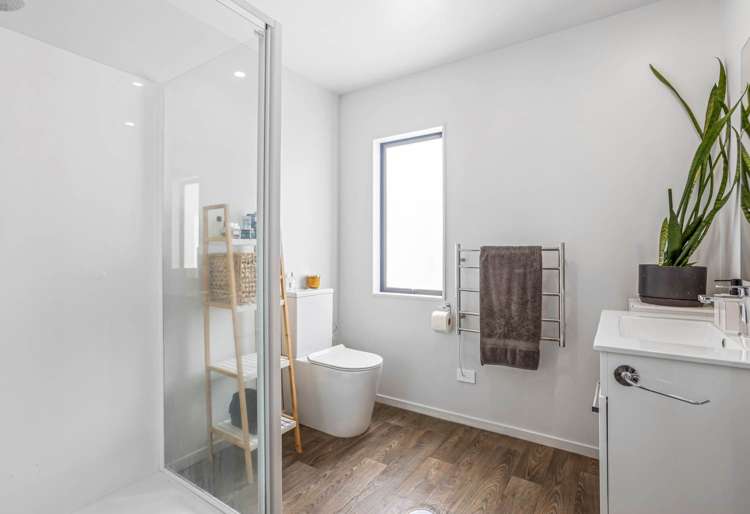 6 Jean Alma Lane Wattle Downs_6