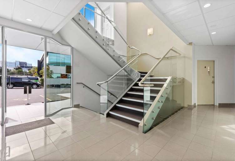 Unit 2E/3 Ceres Court Rosedale_8