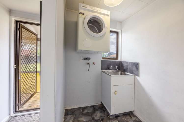 9 and 11 Willow Grove Waipukurau_13