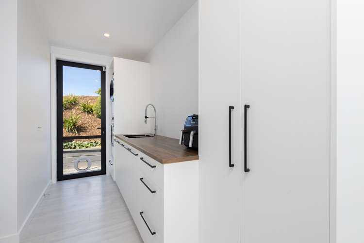 10 Kohuhu Lane Redwood Valley_11