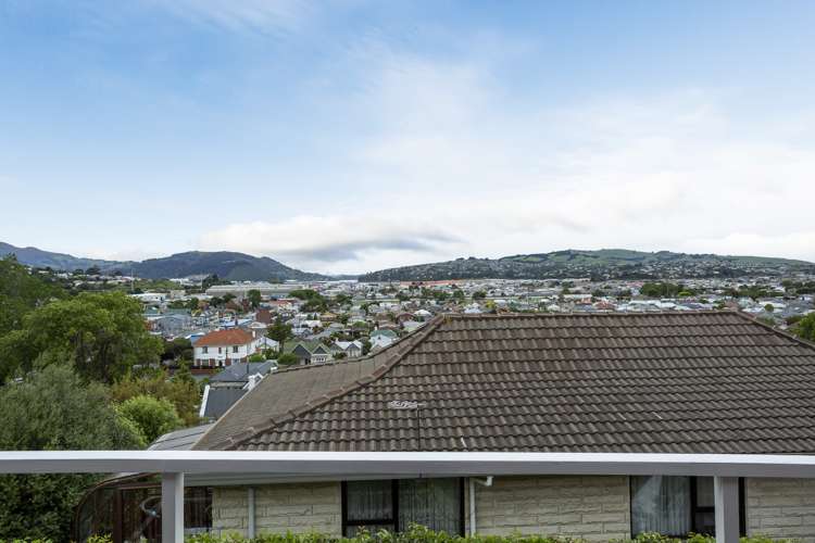 29 Easther Crescent Kew_18