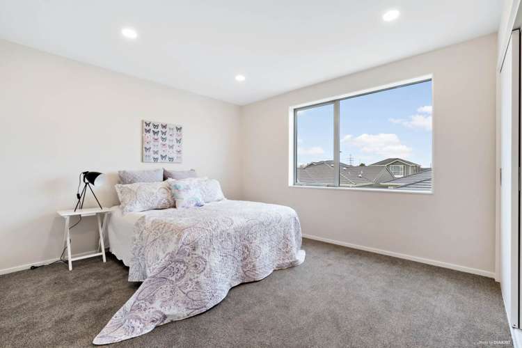 3 Flight Place Takanini_13