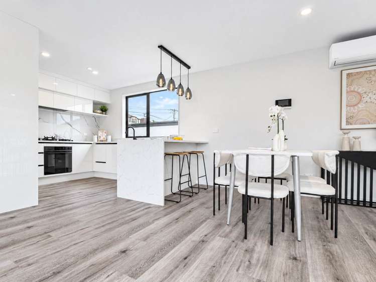 44A, B & C Braemar Road Rothesay Bay_18