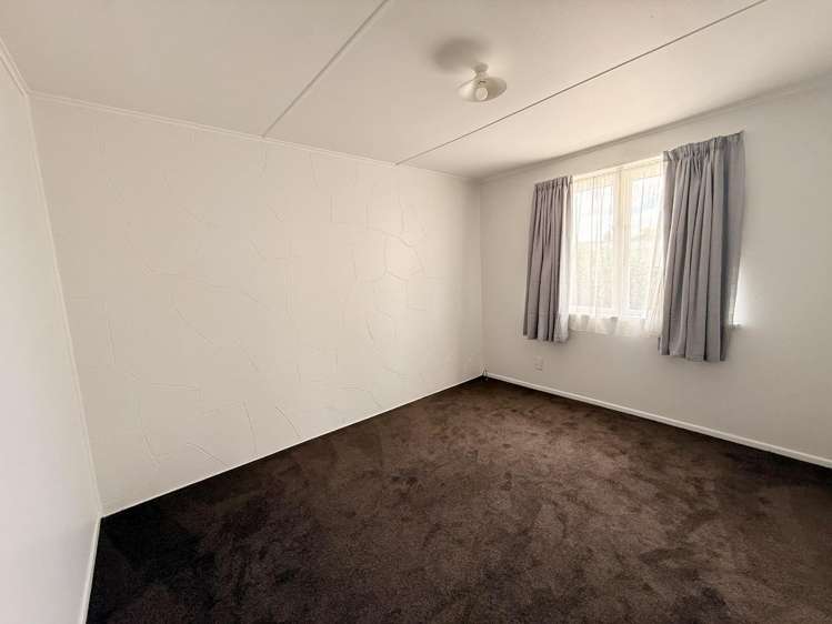 165B Spa Road 11210_6