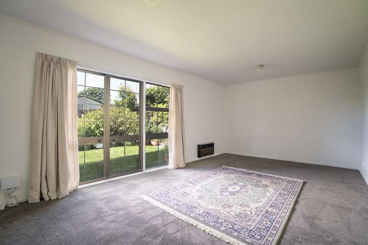 1 Brasenose Place Tawa_18