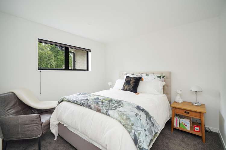 177 Queens Drive Richmond_20