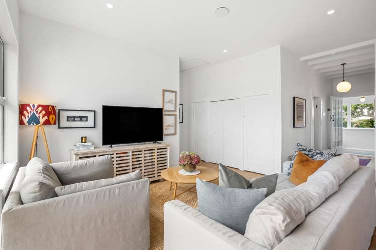 42 Fontenoy Street Mount Albert_8