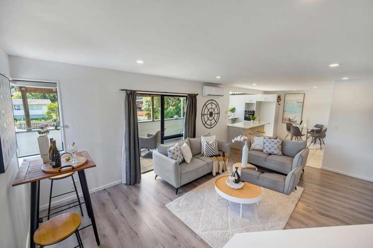 2/32 Tamahere Drive Glenfield_7