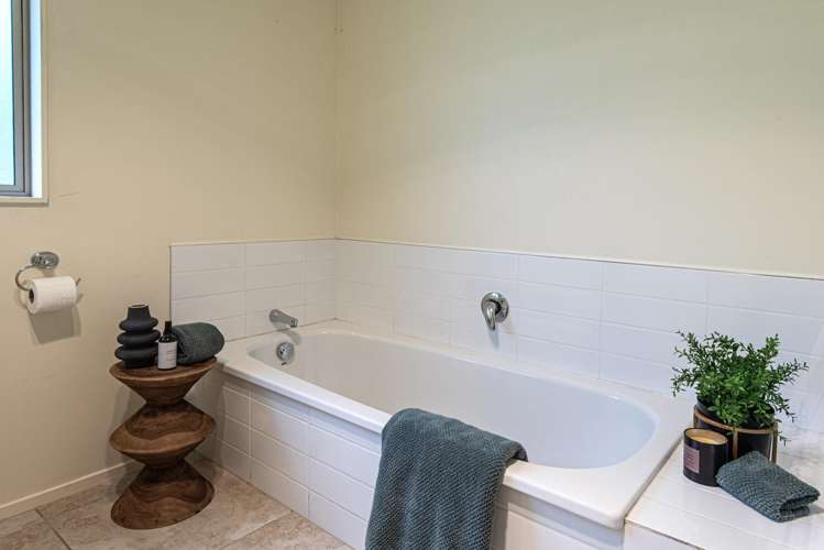 13a Granfield Place Te Kamo_9