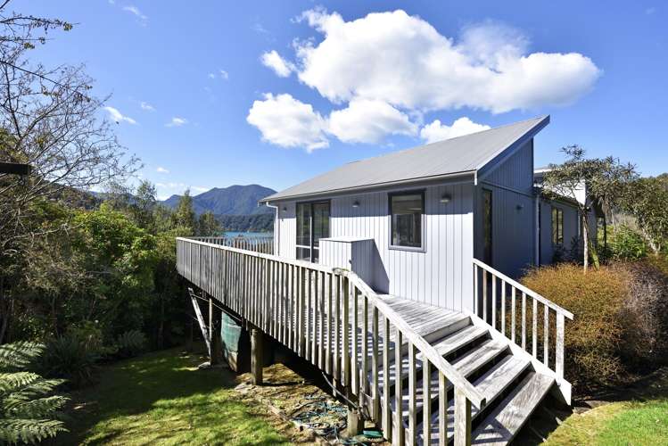 20 Worlds End Road, Tennyson Inlet Marlborough Sounds_10