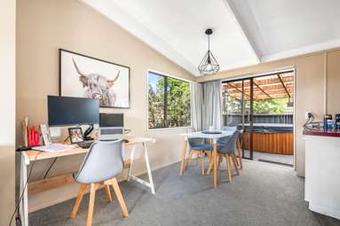 102a Tauroa Street_4