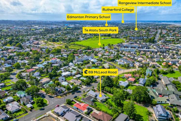 69 McLeod Road Te Atatu South_7