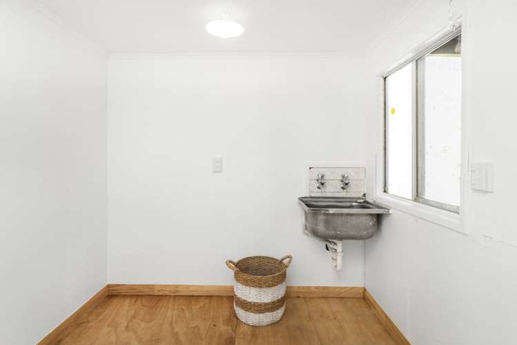 1093 Makara Road Makara Beach_15