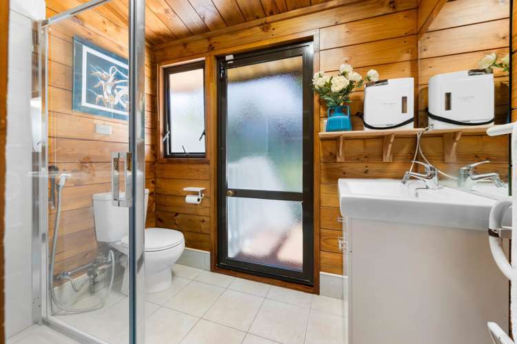 4 Spruce Place Totara Heights_18