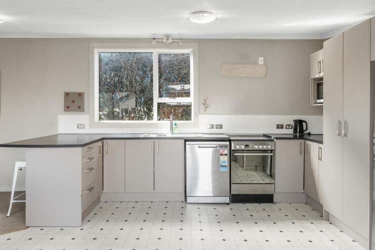 7 Derby Street Green Island_8