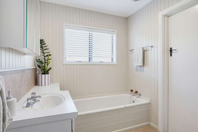 18 Marsden Road Stoke_18