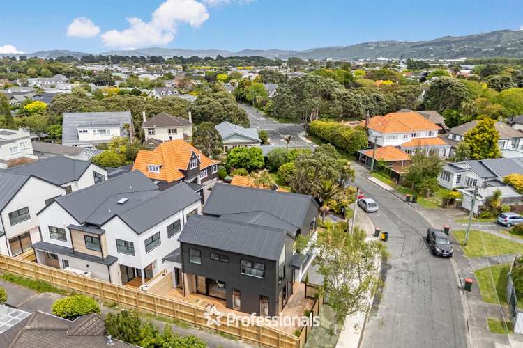 8 Maire Street Woburn_24