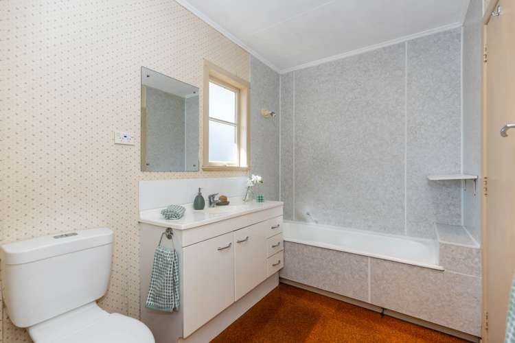 1 Bretton Terrace Hillcrest_14