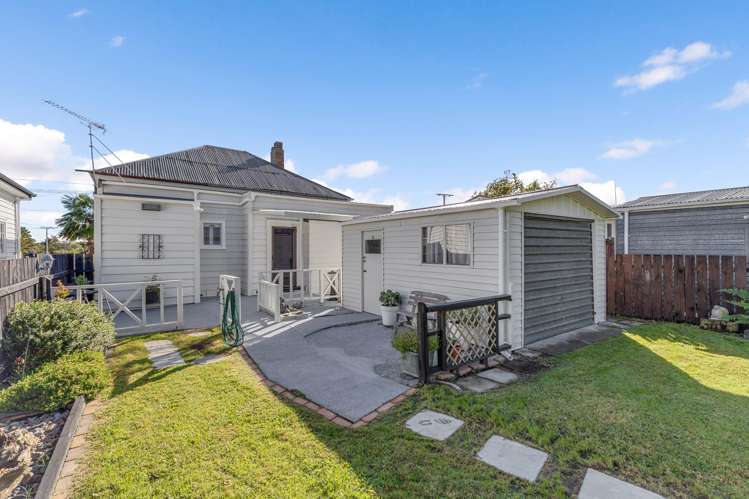 9 Corbett Street Paeroa_14
