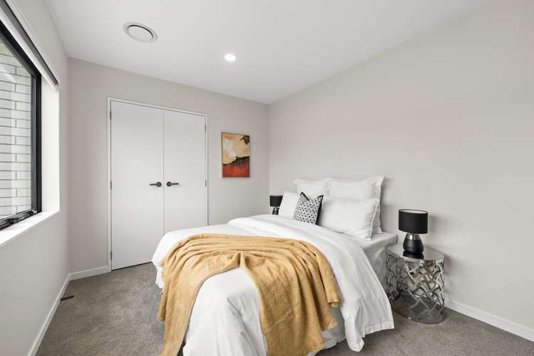 1 Repehina Road Flat Bush_34
