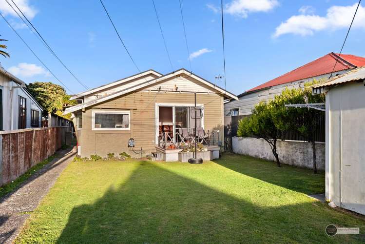 14 Bolton Street Petone_16