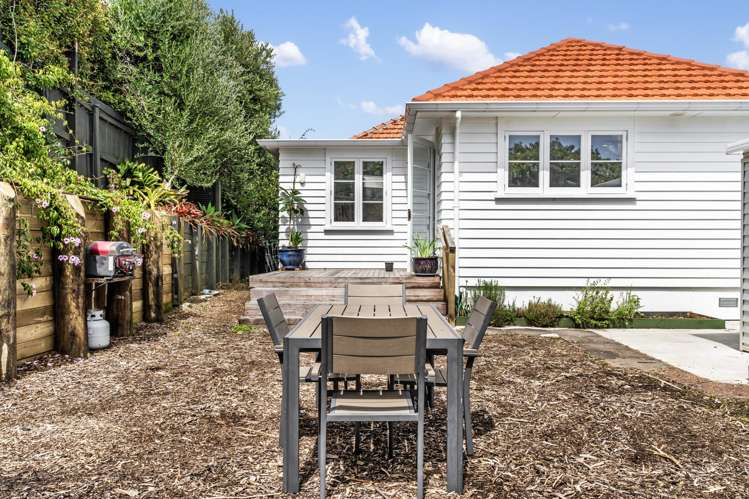 14 Bonnie Brae Road Meadowbank_1