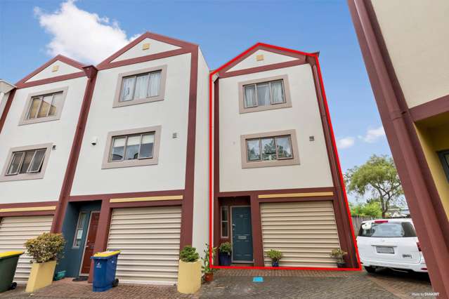 19/14 Ambrico Place New Lynn_1