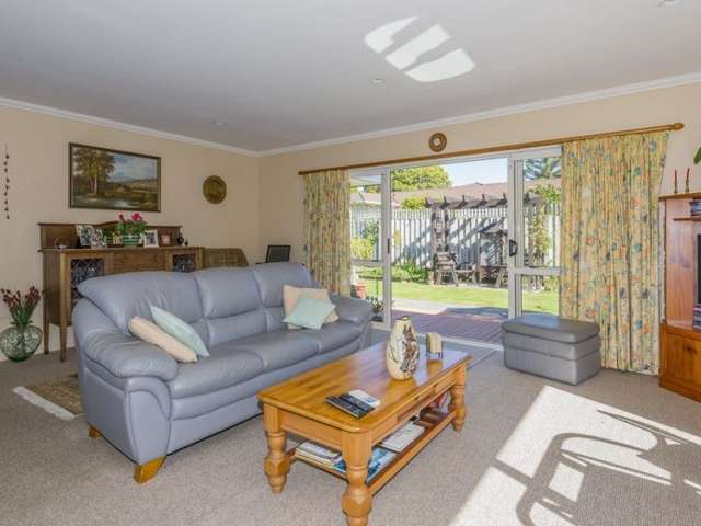 10 Sweetman Avenue Paraparaumu Beach_2