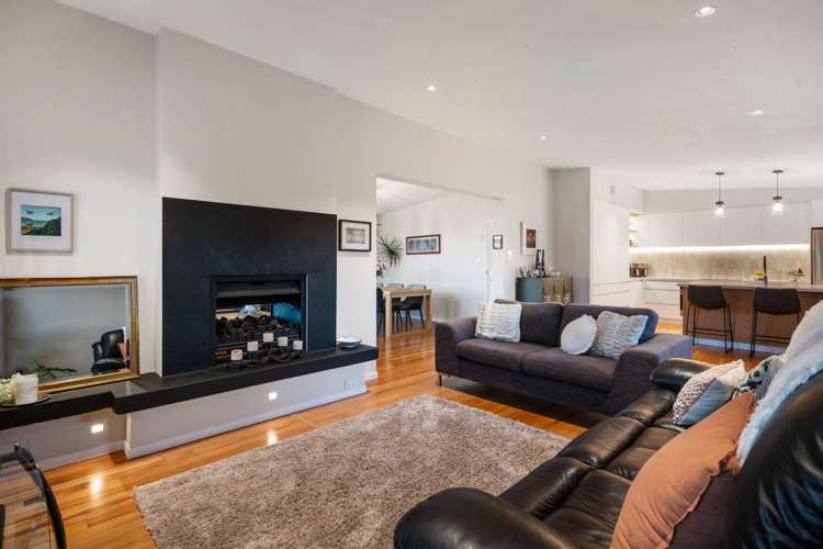 12 Luplau Crescent Cockle Bay_13