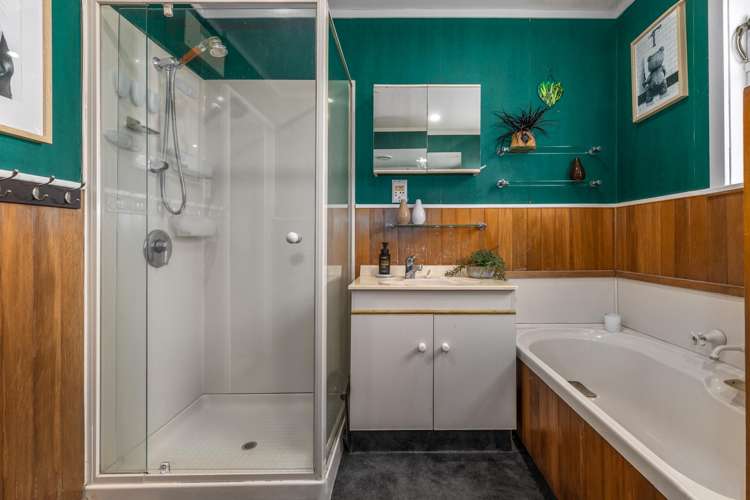 89 Waddington Drive Naenae_11